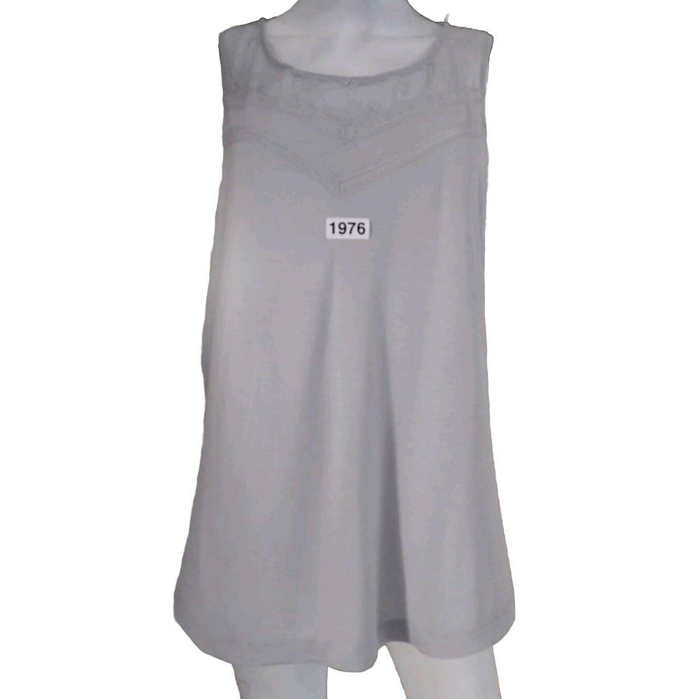 Merona Tank Top Woman XXL Gray Round Neck Lace Sleeveless Flowy Pullover Beach